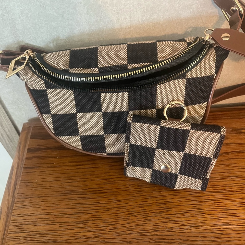 Creative Brown Checkered Canvas Crossbody/Sling Bag